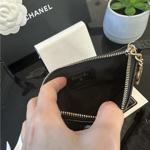 🖤RARE🖤 Chanel CC Calfskin Crocodile Embossed Cosmetic Case Pouch Black G… - Picture 11 of 13